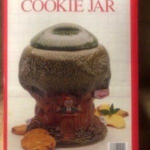 Vintage 1981 Keebler Cookie Jar